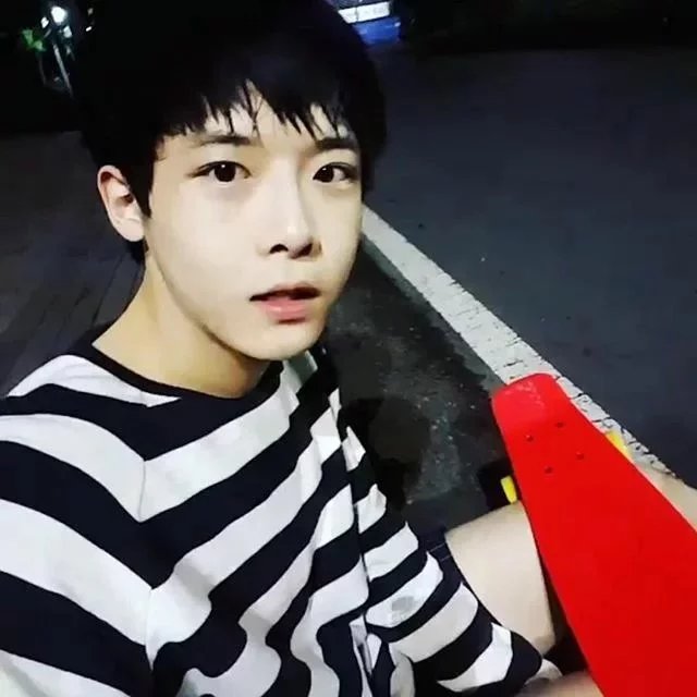 阎娜爽玲