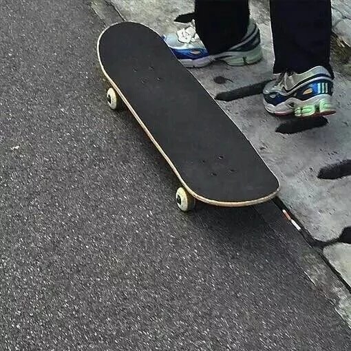仲孙强静灵